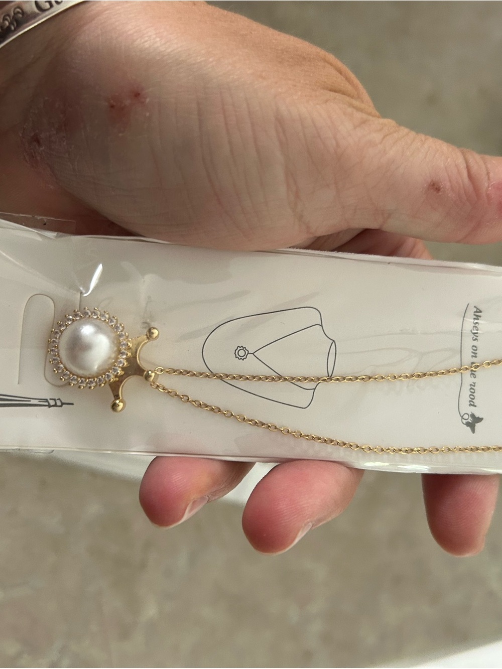 4/$50 Gold Pearl Pendant Necklace - Elegant Women's Jewelry